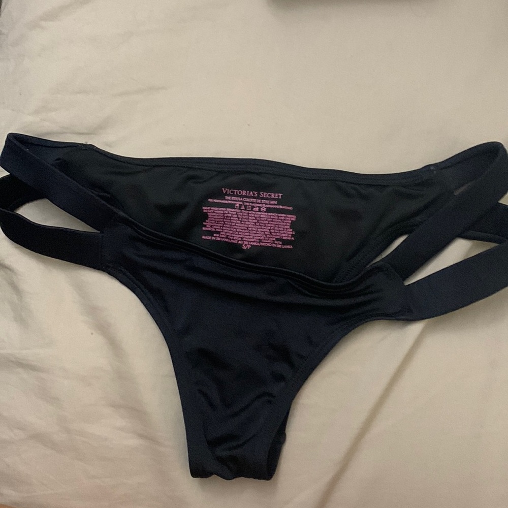 Victoria Secret Itsy bikini bottom small